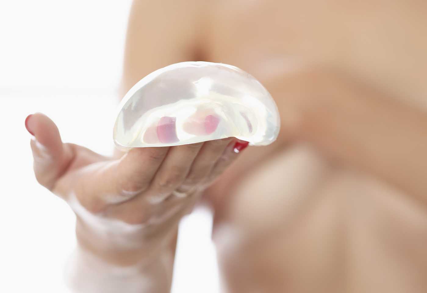 augmentation mammaire implants